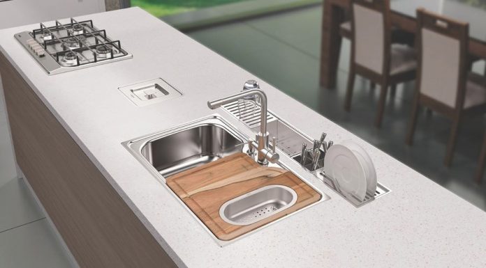 Praticidade na cozinha: Saiba como organizar a bancada