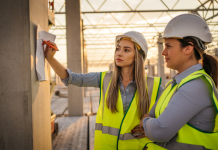 Mulheres na construção civil: avanços, desafios e o que esperar do futuro