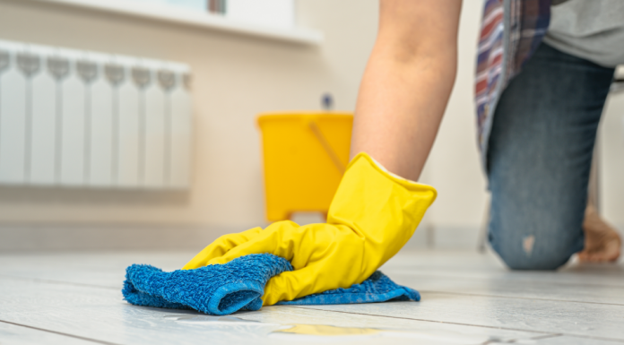 Ataque químico em porcelanatos: descubra o que é e saiba como evitar