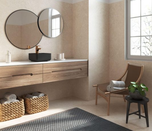 Deca aborda o uso das cores como expressão em espaços de skincare Projeto de banheiro com Cuba Slim de Apoio Quadrada com Deck - Ébano Fosco