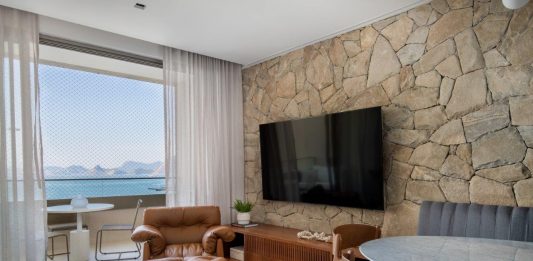 Cores e vida para um apartamento à beira-mar Projeto Natália Salla | Apartamento à beira mar