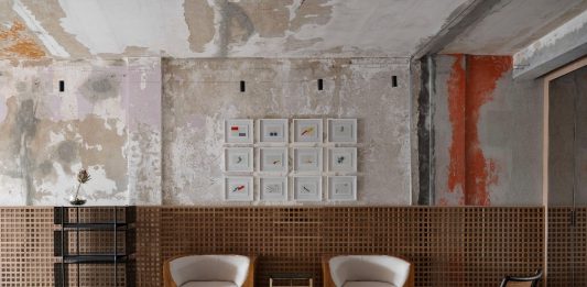 CASACOR Minas Gerais 2024: 62 projetos ocupam o Espaço 356 até 15/09 Projeto Ana Paula Paolinelli | Living do Colecionador |CASACOR Minas