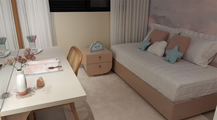 Quarto de menina: como criar um espaço que acompanhe o crescimento, da infância à adolescência Quarto de menina do apartamento decorado do Alt 65 Home, feito pela arquiteta Adriana Mundim