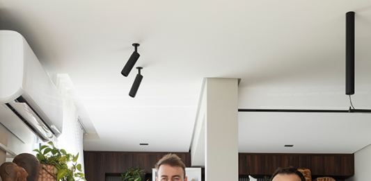 Woho Arquitetura: Marcelo Wolschick e Alexandre Müller apresentam novo nome para seu escritório, em Florianópolis Alexandre Müller e Marcelo Wolschick apresentam o Woho Arquitetura
