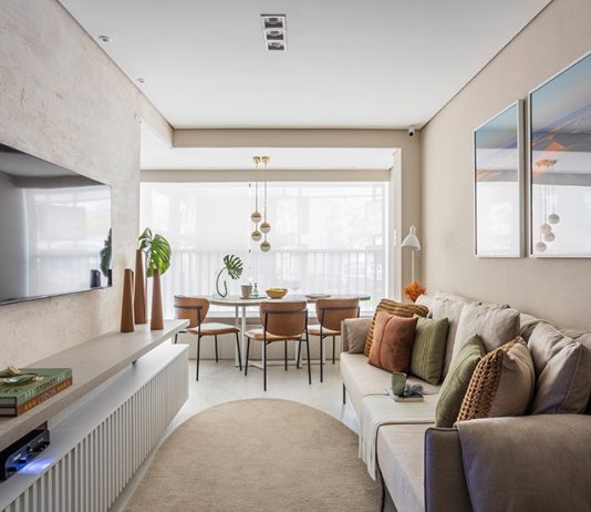 Cavalcante Ferraz Transforma 60m² em Elegância e Conforto: Destaque na 2ª Edição da Viva Magazine Projeto de Arquitetura e Design por Cavalcante Ferraz Arquitetura | Design