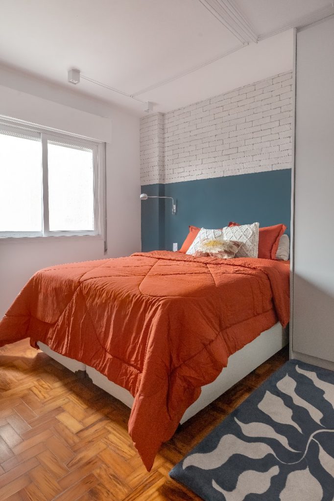 Projeto: Intu Arquitetura | O quarto ganhou mais privacidade e conforto. 