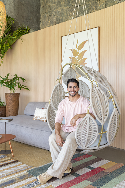 Projeto: Rodrigo Coelho | Mostra Morar Mais 2025 | O arquiteto reinterpretou o tema “Oásis Urbano” em uma proposta que convida a uma experiência sensorial à beira-mar.