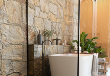 Elleve apresenta a Grelha Flat, que oculta o sistema de escoamento Grelha Flat Black Matte da Elleve