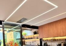 Cozinha assume protagonismo na arquitetura contemporânea e se consolida como centro simbólico, social e estratégico da casa brasileira Projeto: Evilyn Ribeiro | A cozinha deixou de ser bastidor e assumiu o papel principal na arquitetura contemporânea. Hoje, ela integra, acolhe e traduz o estilo de vida de quem vive a casa