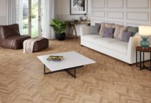 Como limpar piso laminado: confira dicas práticas e cuidados essenciais