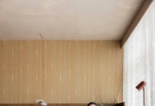 Arquiteta Paula Martins assina Casa Corcovado, espaço que traduz a bossa carioca em projeto residencial apresentado na 1ª Bienal de Arquitetura Brasileira Casa Corcovado traduz a leveza e a sofisticação da bossa carioca em um apartamento em São Paulo.