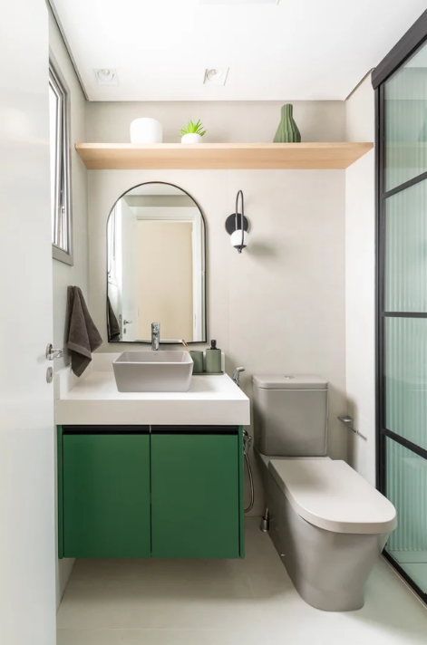 Rotina de higienização consistente dispensa o uso de produtos mais agressivos – Foto: Guilhereme Pucci | Projeto: Bruno Moraes Arquitetura