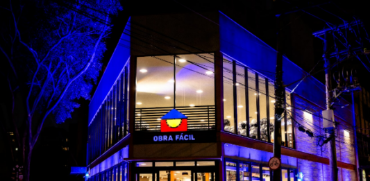 Por que a loja de acabamentos online da Obra Fácil é ideal para sua reforma? A loja conceito da Obra Fácil em Pinheiros marca uma nova fase da marca – Foto: Obra Fácil